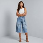 High-waisted Capri Pants