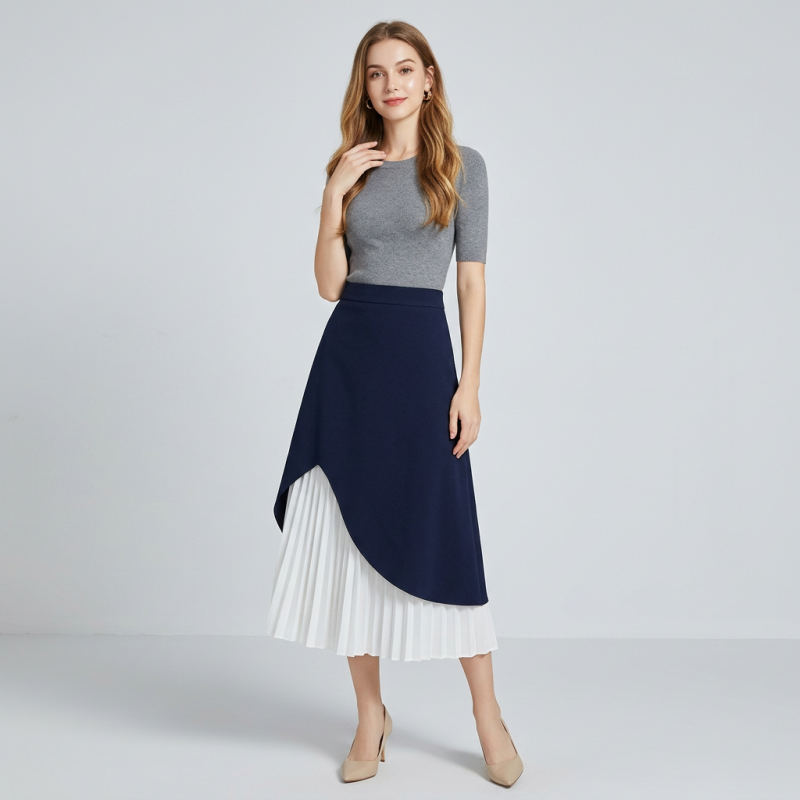 Stylish And Sophisticated Midi Skirt