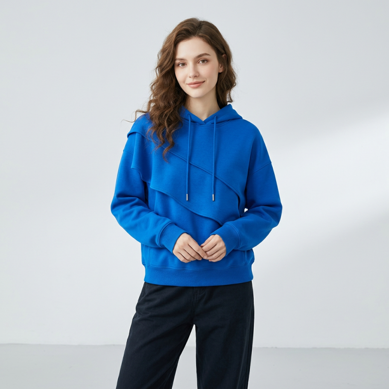 Hooded Long-sleeved Sweatshirt