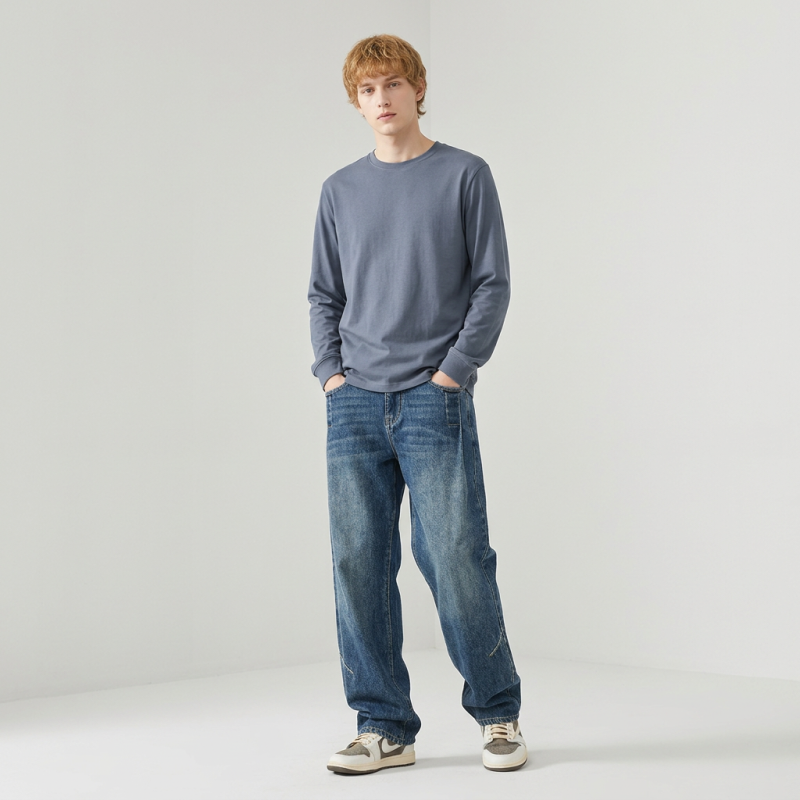 Fashionable Retro Jeans