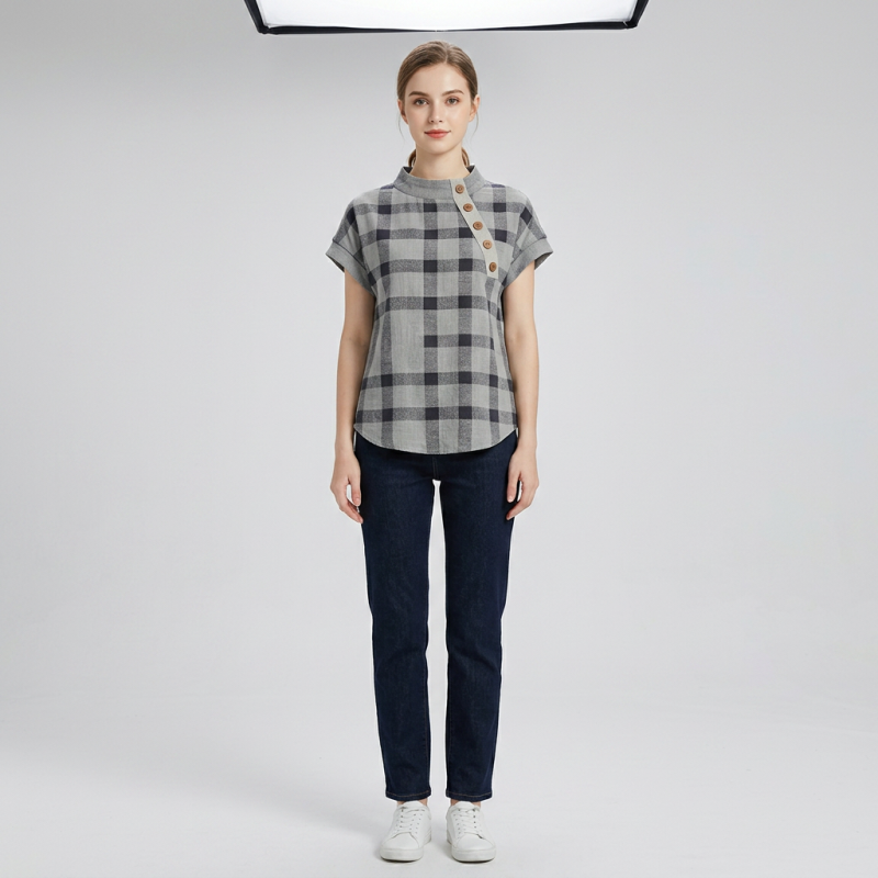 Design-conscious Color-blocked Plaid Top