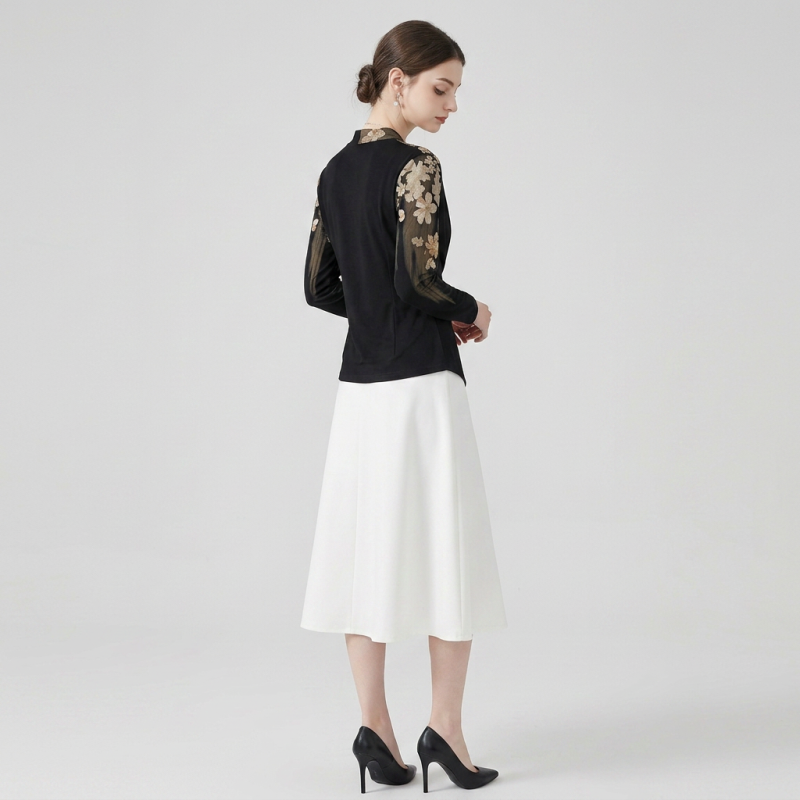 Stylish And Slimming Top