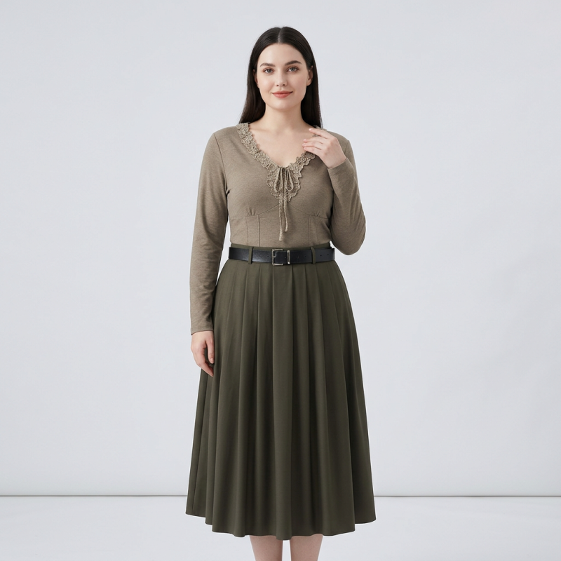 V-neck Long-sleeved T-shirt