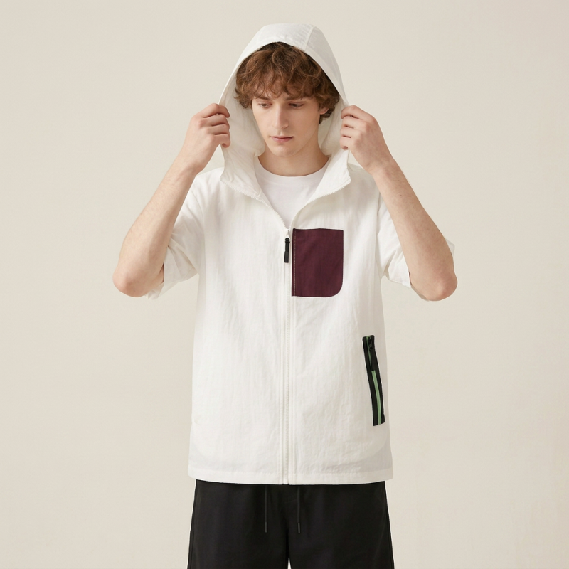 Breathable And Quick-drying Hooded T-shirt