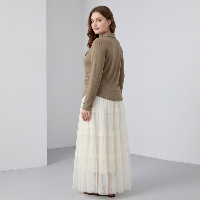 Plus-size Collared Pleated Top