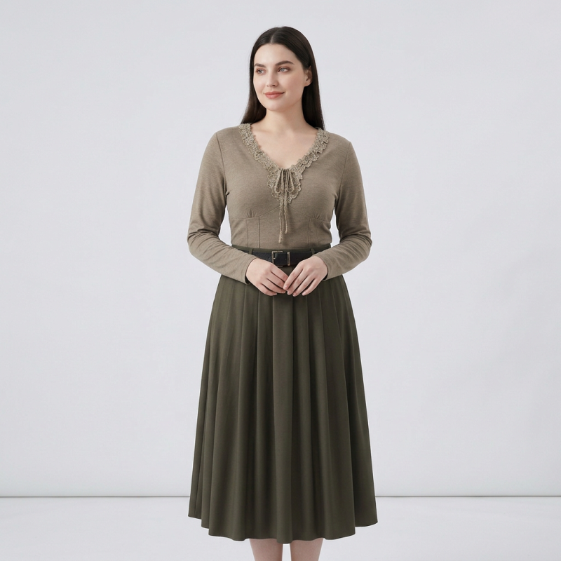 V-neck Long-sleeved T-shirt