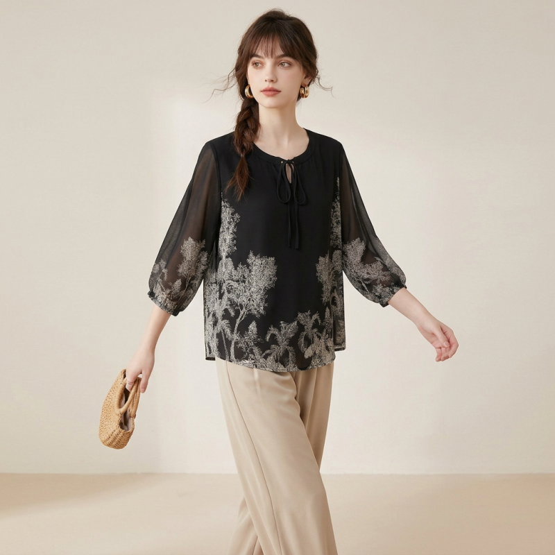 Loose-fitting Printed Top