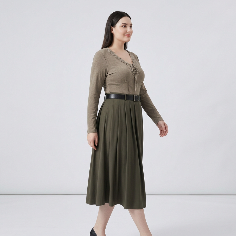 V-neck Long-sleeved T-shirt