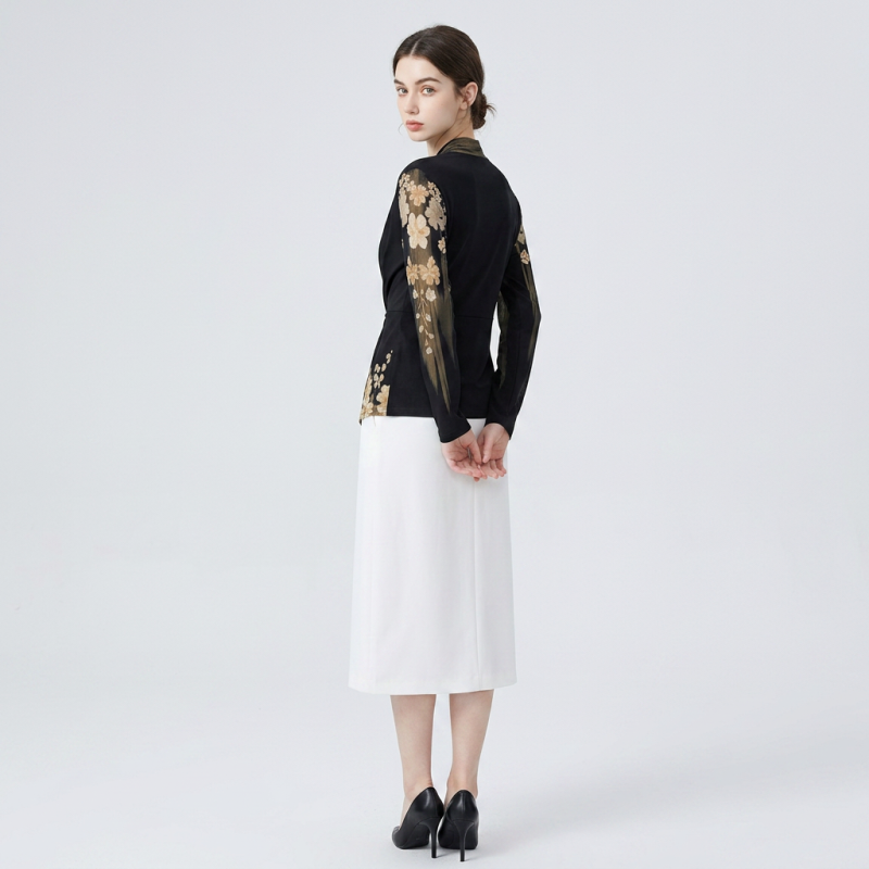 Stylish And Slimming Top