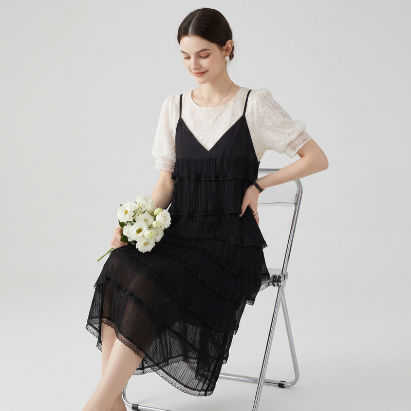 Faux Two-piece Camisole Cake Dress