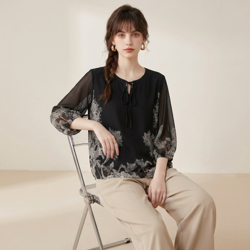 Loose-fitting Printed Top